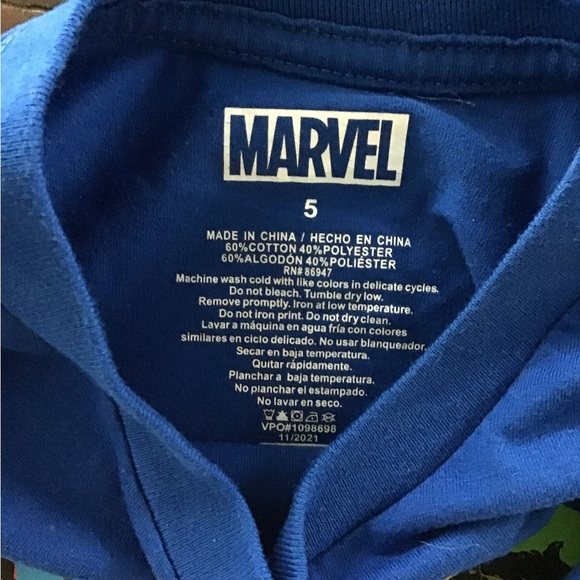 Disney/Marvel Tees 4/5 - Picture 6 of 7